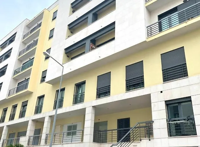 Pensión Lisboa New 3*